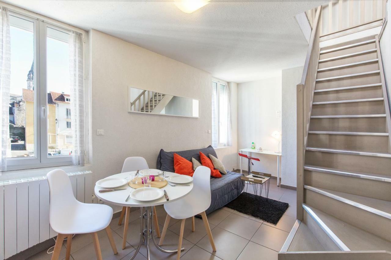 Decouvrir Lourdes Apartment ภายนอก รูปภาพ