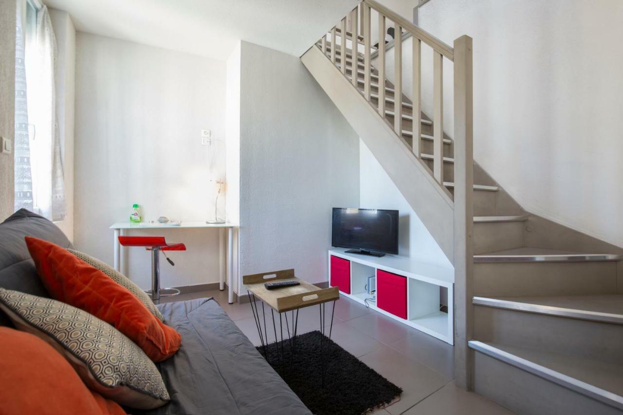 Decouvrir Lourdes Apartment ภายนอก รูปภาพ
