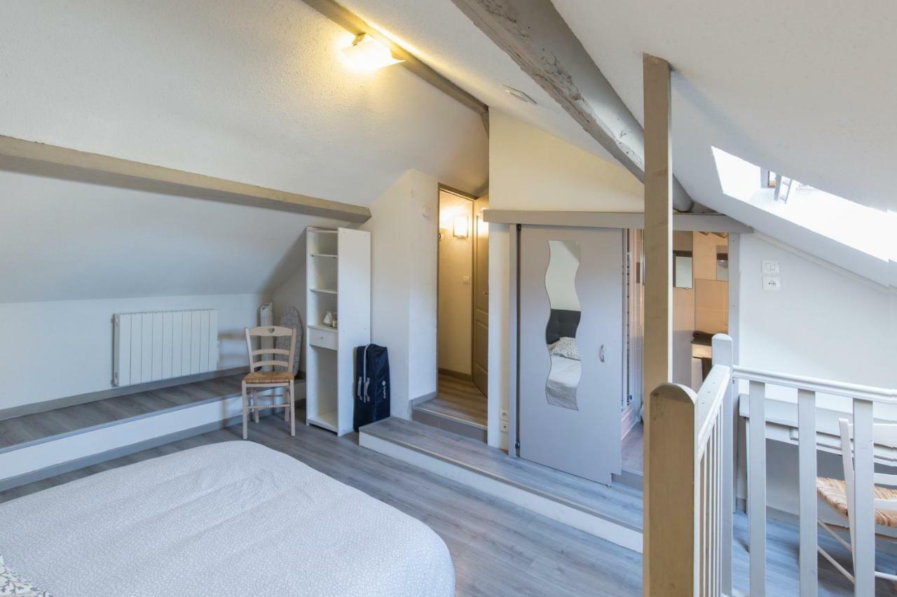 Decouvrir Lourdes Apartment ภายนอก รูปภาพ