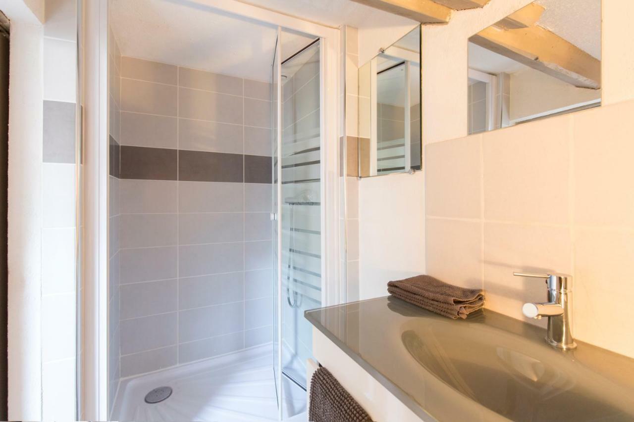 Decouvrir Lourdes Apartment ภายนอก รูปภาพ