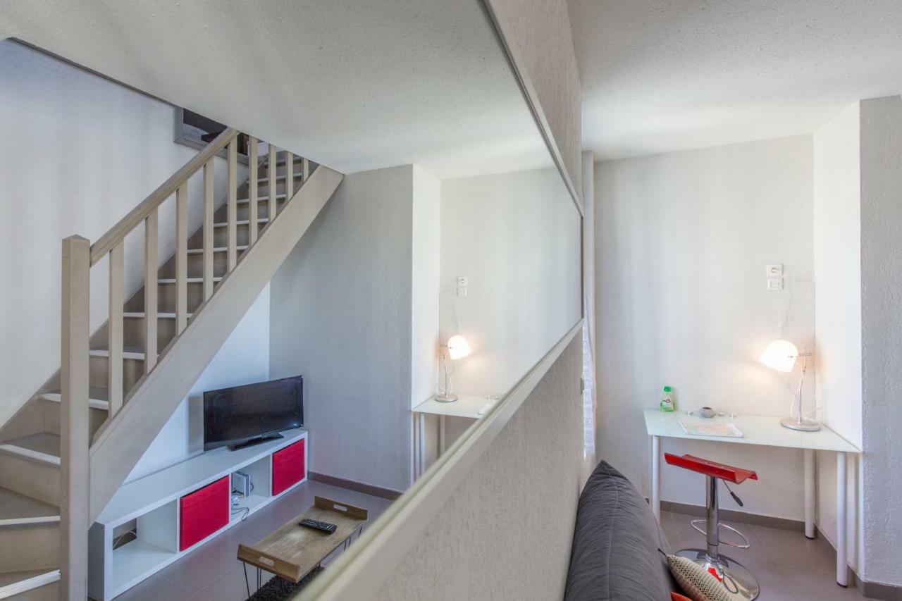 Decouvrir Lourdes Apartment ภายนอก รูปภาพ